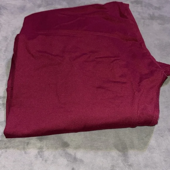Burgundy Lularoe Leggings - Picture 2 of 3
